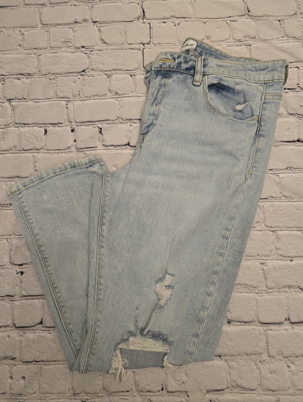 Studio Blue - Light Blue Distressed Women’s Jeans